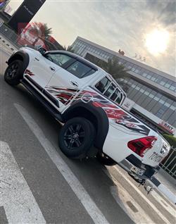 تويوتا هايلوكس